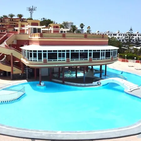 Cozy One Bedroom Apartment, Pool, Next Restaurants, Shops And The Beach In Tenerife South Apartamento *