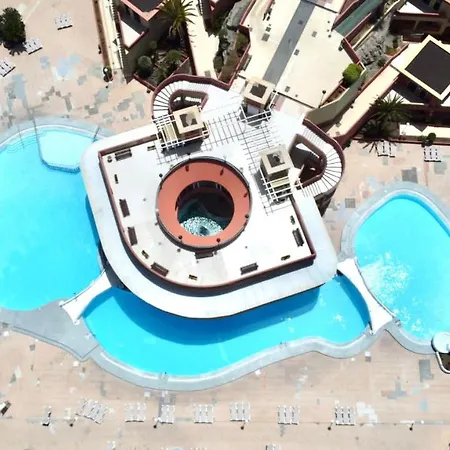 Cozy One Bedroom Apartment, Pool, Next Restaurants, Shops And The Beach In Tenerife South Apartamento