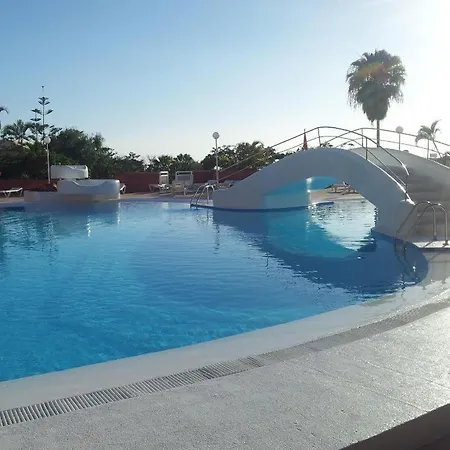 Cozy One Bedroom Apartment, Pool, Next Restaurants, Shops And The Beach In Tenerife South Apartamento
