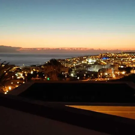 Apartamento Cozy One Bedroom Apartment, Pool, Next Restaurants, Shops And The Beach In Tenerife South