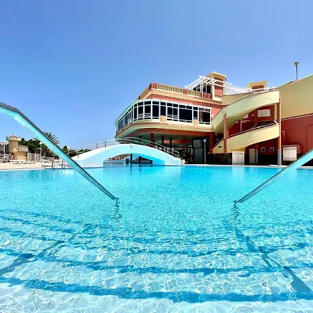 Cozy One Bedroom Apartment, Pool, Next Restaurants, Shops And The Beach In Tenerife South Apartamento *