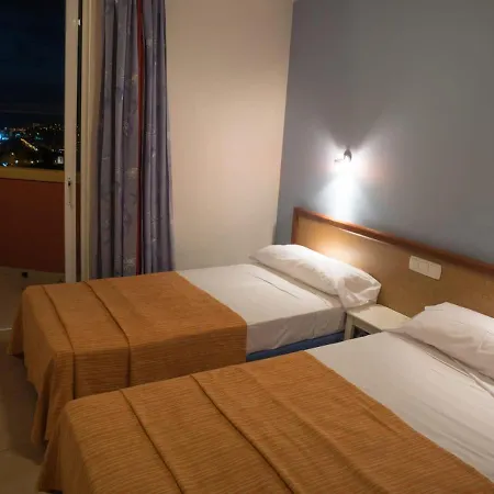 Cozy One Bedroom Apartment, Pool, Next Restaurants, Shops And The Beach In Tenerife South Apartamento *
