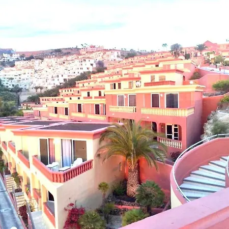 Apartamento Cozy One Bedroom Apartment, Pool, Next Restaurants, Shops And The Beach In Tenerife South